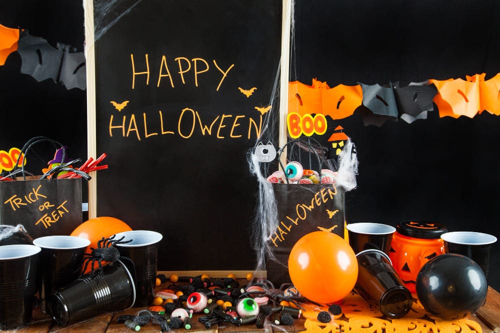 Comprar teias de aranha e decorações assustadoras no atacado